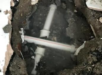 马关阳台漏水维修公司为您分享楼上楼下漏水怎么处理